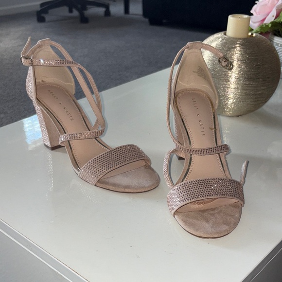 Kelly & Katie heels - Picture 1 of 6